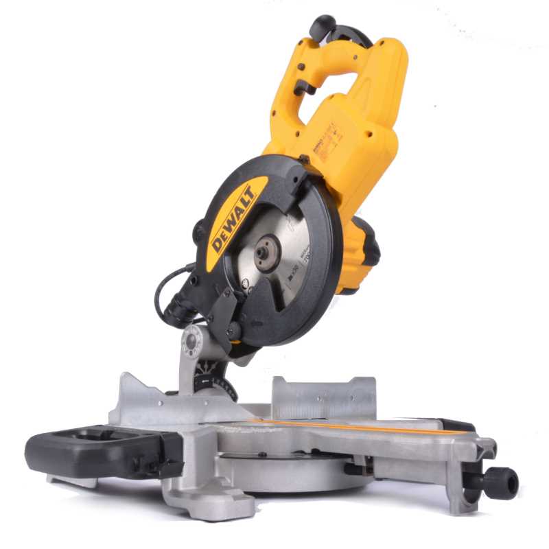 Paneelsäge DeWALT DWS774